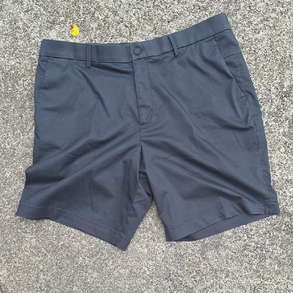 Banana Republic Other - Banana Repblic Men's Size 38×9 Charcoal Grey Aiden Shorts.